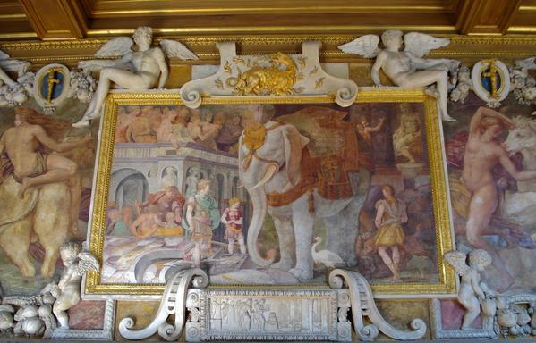 File:Fontainebleau interior francois I gallery 01.JPG - Wikimedia